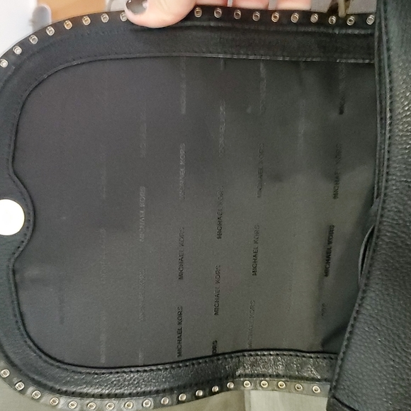 Michael Kors Brooklyn Crossbody - Picture 6 of 10